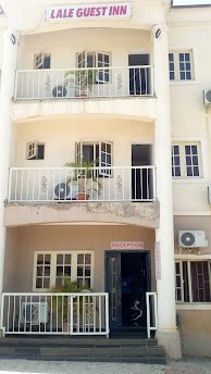 Lale Guest Inn Karu