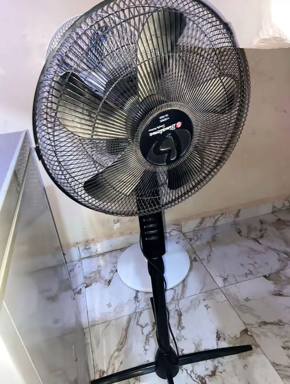 Used standing fan _28000