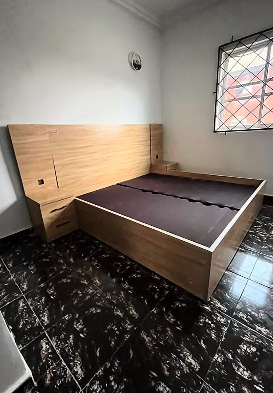 Bed frame for sale _60,000