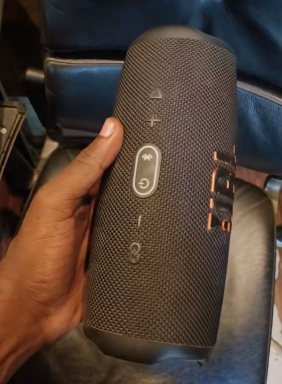 Used speaker for sale _30,000