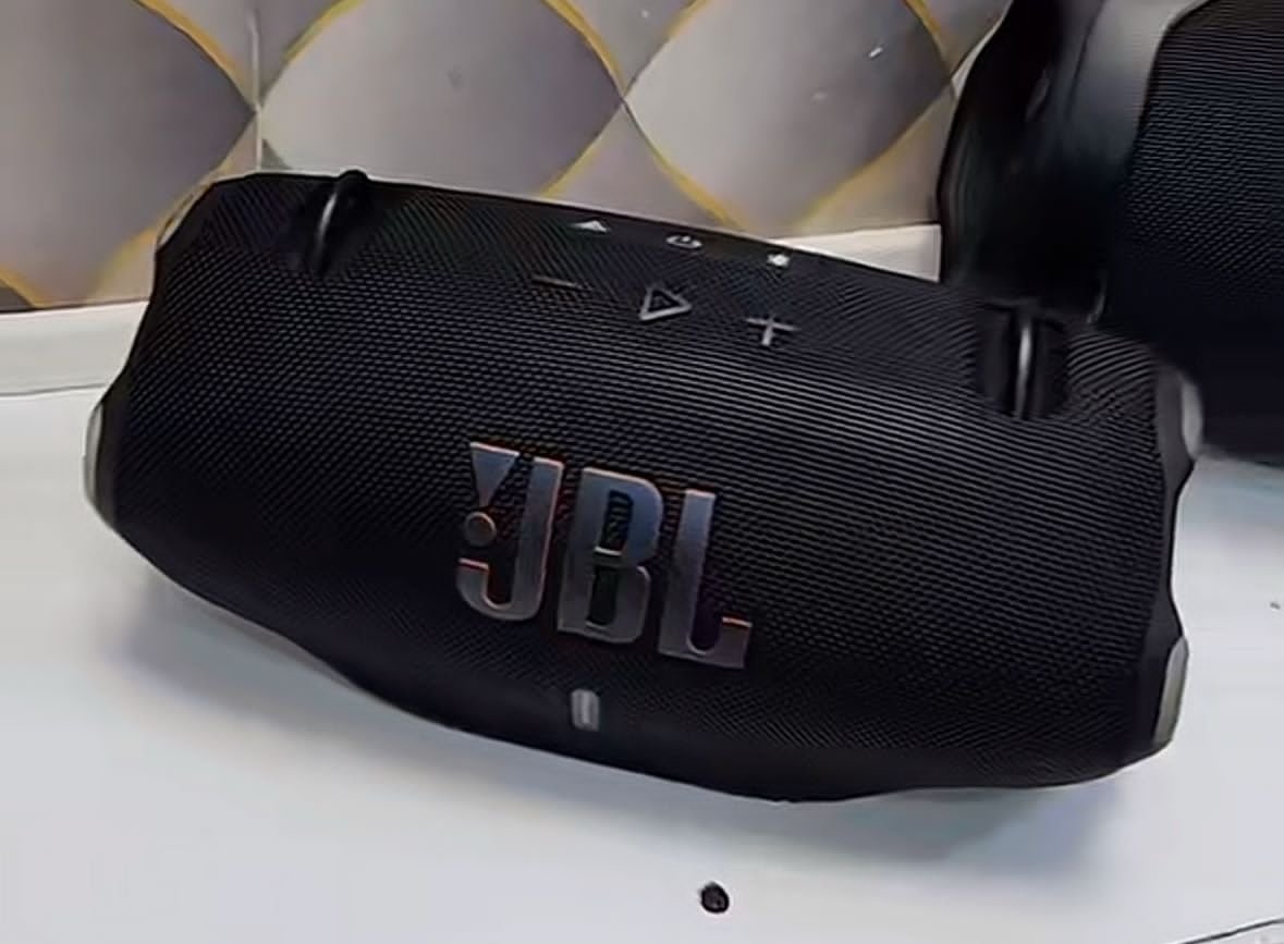 Used speaker for sale _30,000